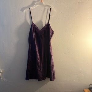NWOT Delicates Deep Purple Nightgown size medium